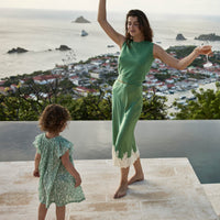 LOUDEN TOP -- LIGHT KELLY GREEN
