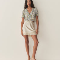 SALONA TOP -- IVORY STRAWBERRY MOON FLORAL